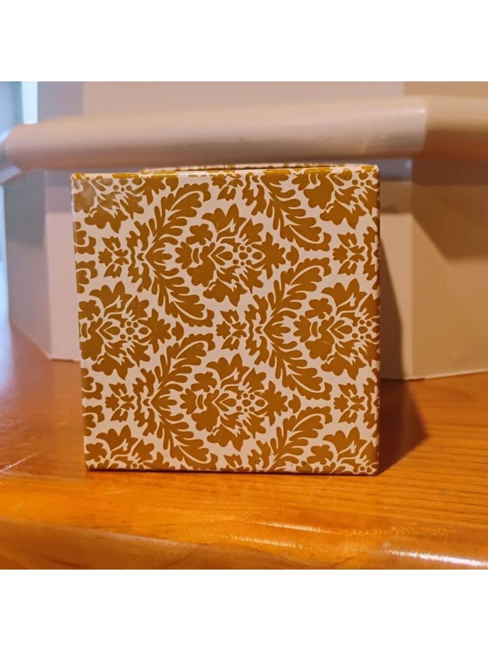 NEW Aromatique Bergamot Orange 9 oz Candle in Glass Decorative Cube w/Gift Box - Picture 6 of 6